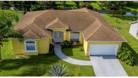 232 SW Carter Ave Port St Lucie FL 34983