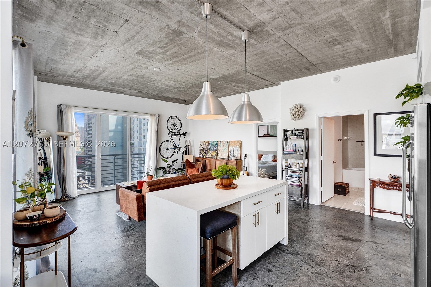 133 NE 2nd Ave 1013