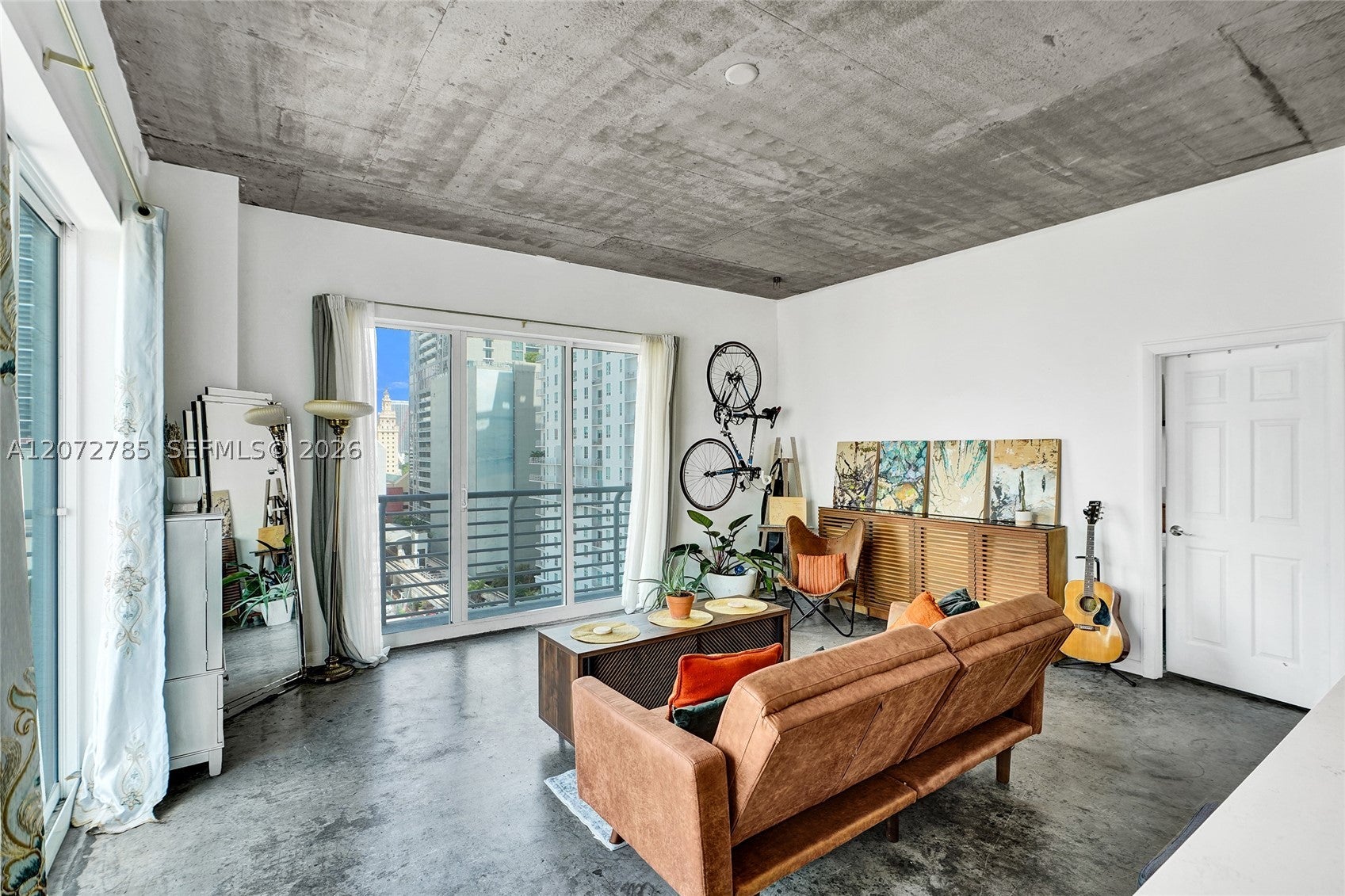 133 NE 2nd Ave 1013