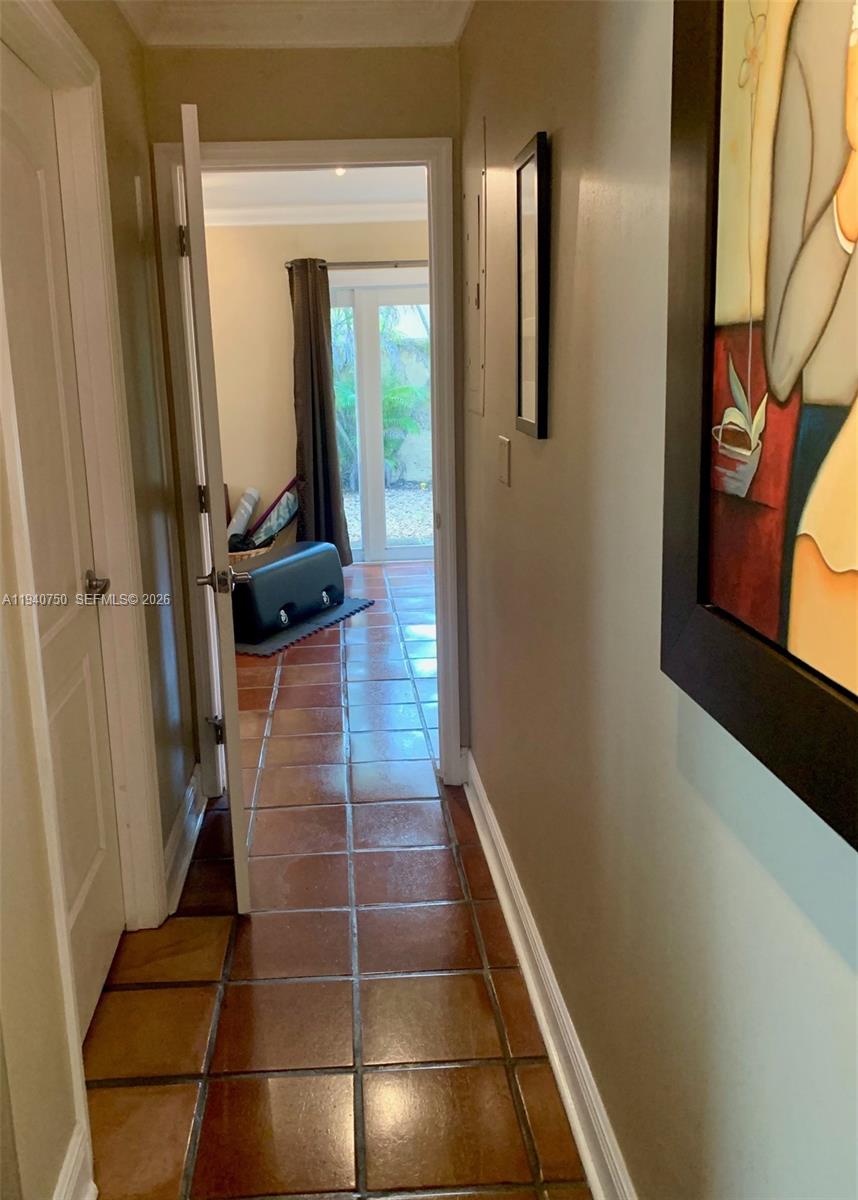 SNAPPER CREEK VILLAS - Residential Lease