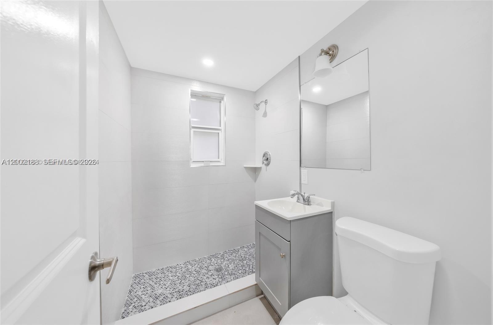 ALICE BLADWIN ET AL SUB - Residential Lease