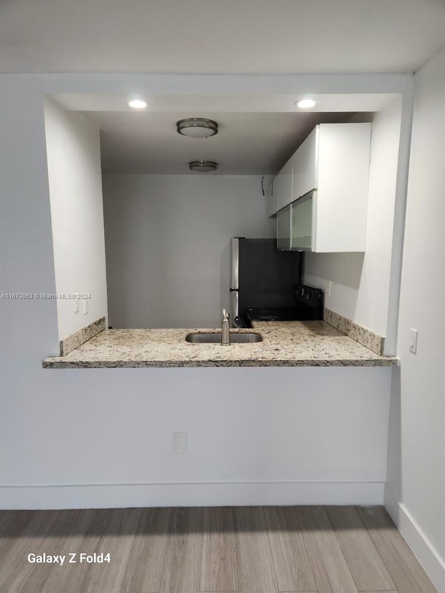 486 NW 165th St Rd B-504