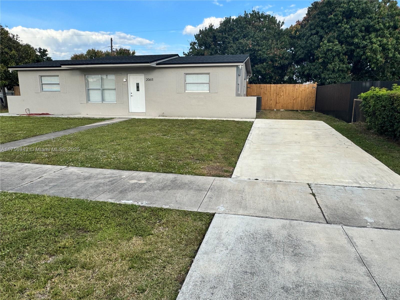 20611 Nw 23rd Ct, Miami Gardens, Broward County, Florida - 3 Bedrooms  
2 Bathrooms - 