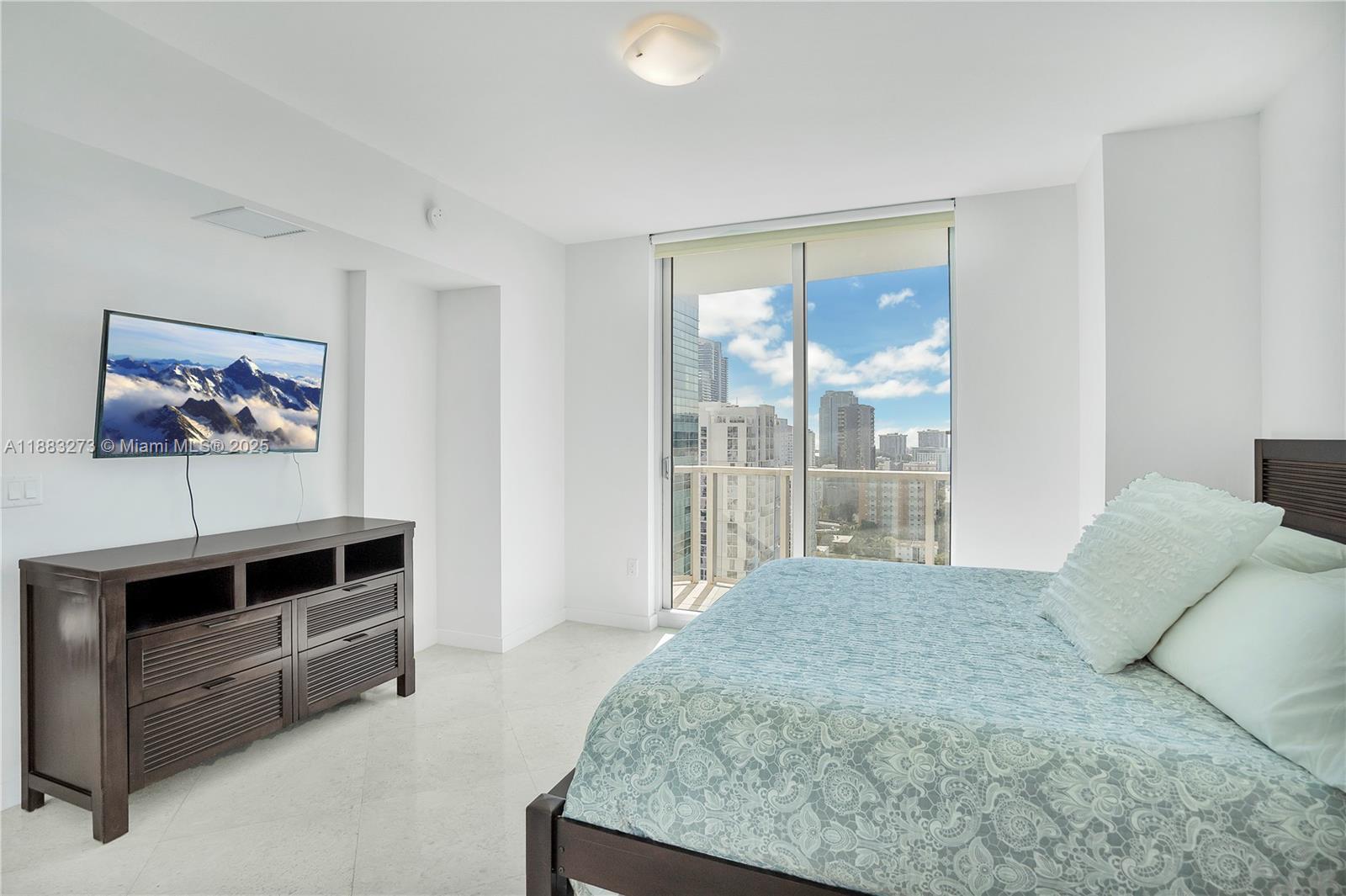 LATITUDE ON THE RIVER CON - Residential Lease