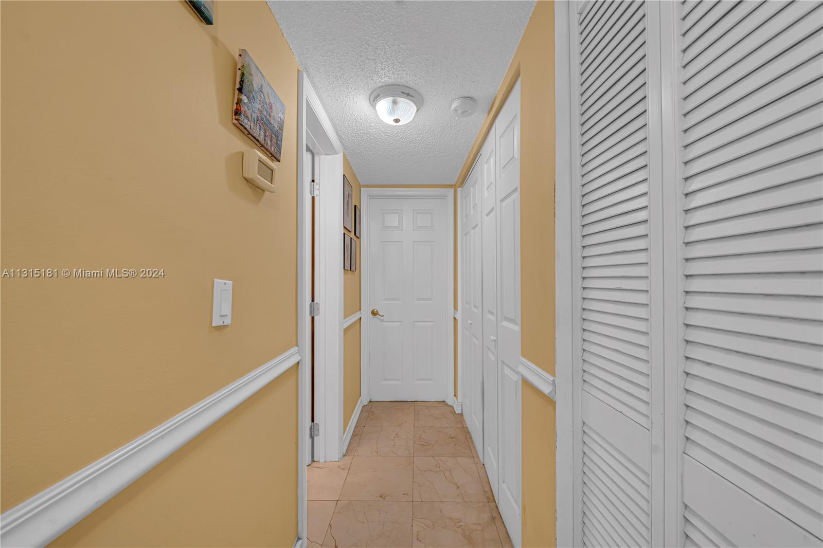 Photo 6 of 14 of 13499 Biscayne Blvd 1002 condo