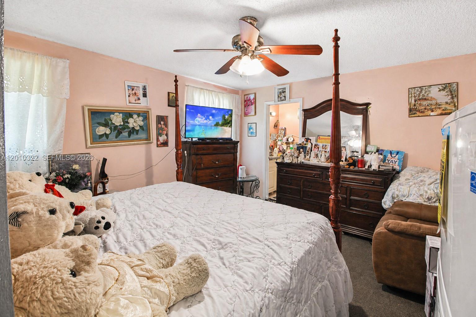 SAWGRASS ESTATES - Residential