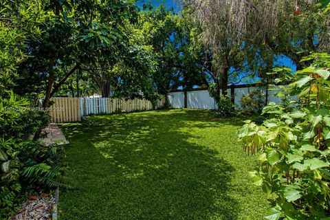 Tiny photo for 12113 NW 33rd St, Sunrise, FL 33323 (MLS # A12010322)