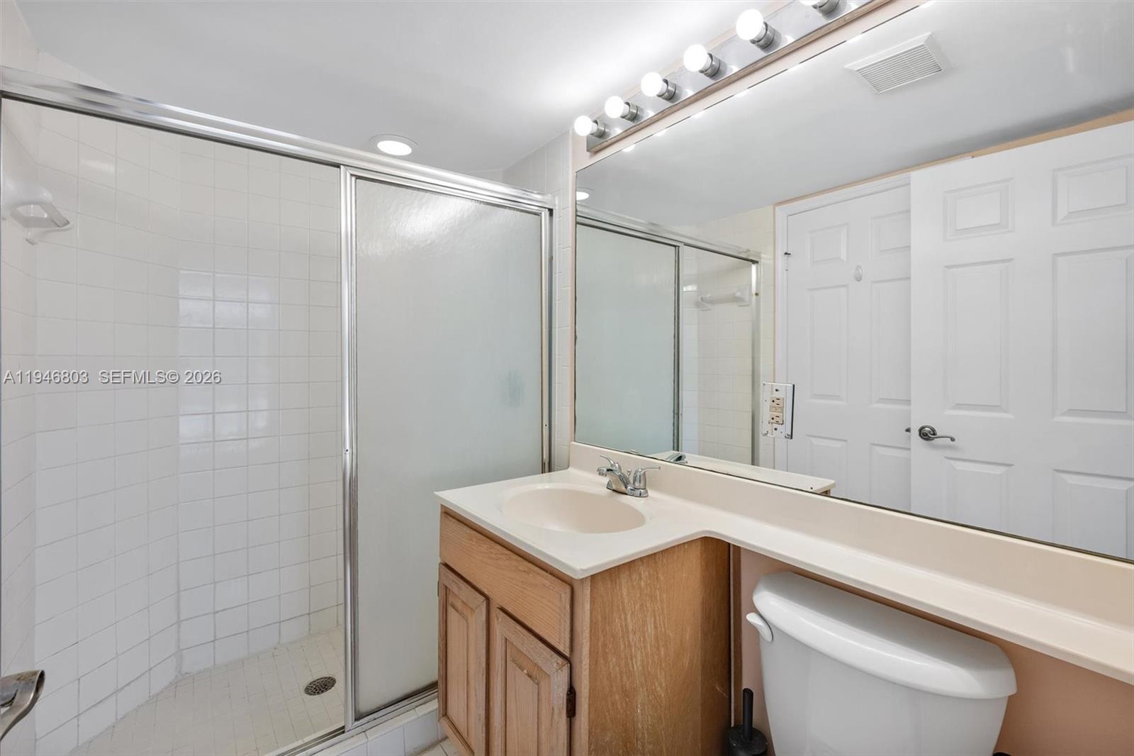 UNIVERSITY INN CONDO - Residential