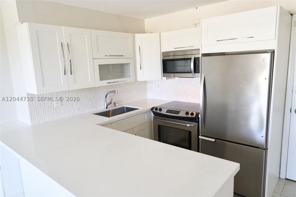 Photo of 3000 N Ocean Blvd #407, Fort Lauderdale, FL 33308 (MLS # A12044738)