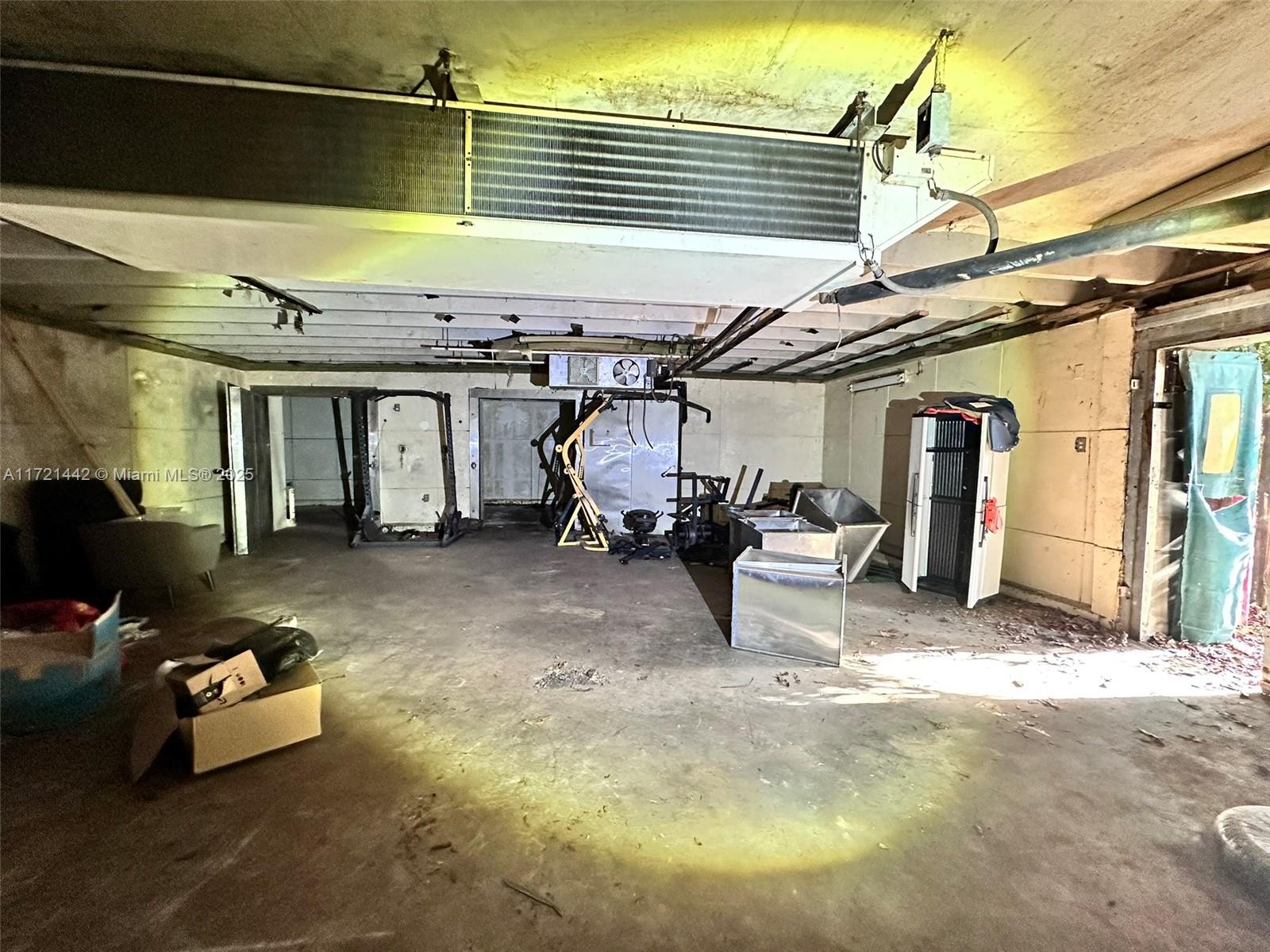 BELLEVUE BISCAYNE - Commercial Sale