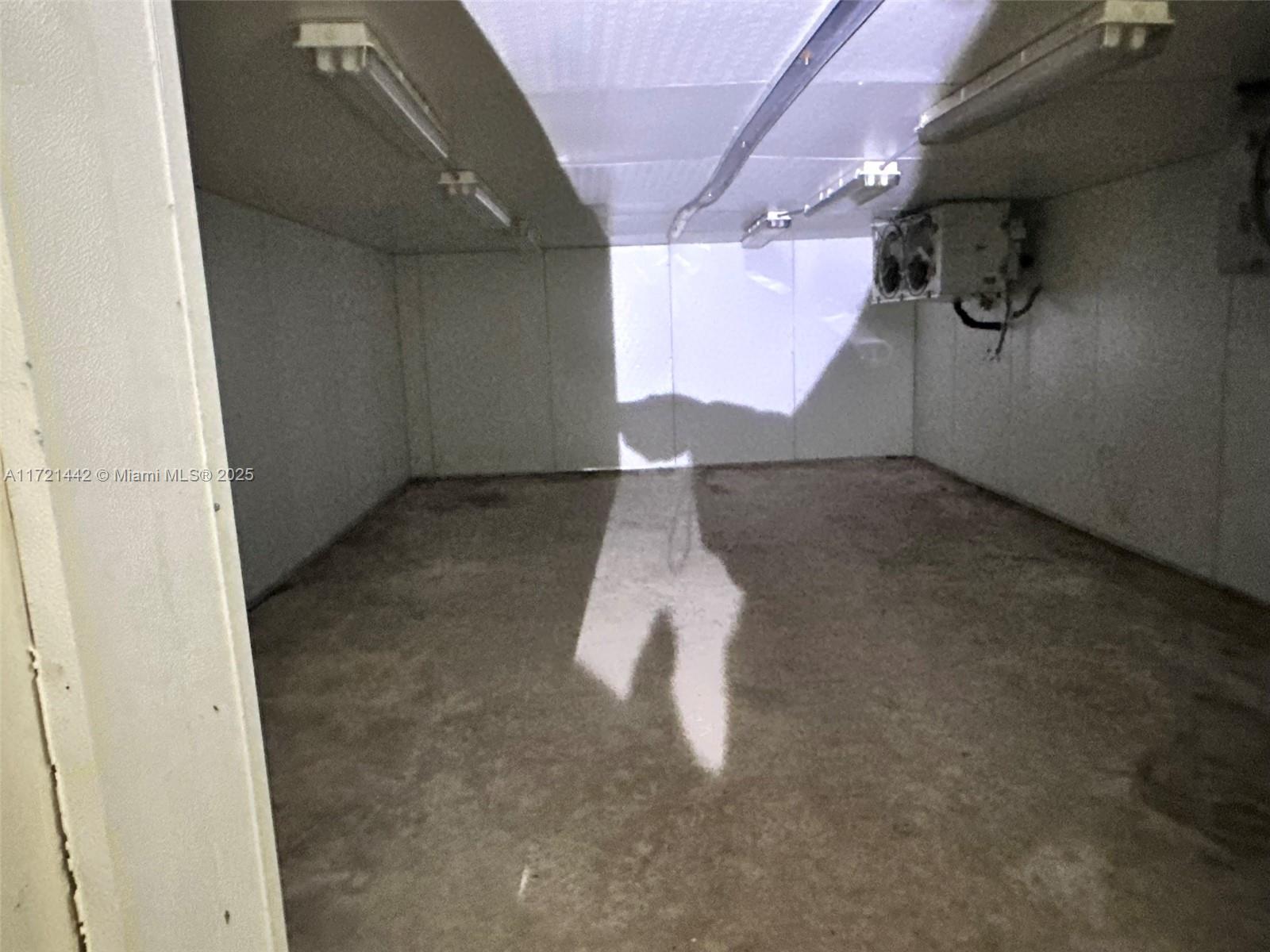 BELLEVUE BISCAYNE - Commercial Sale