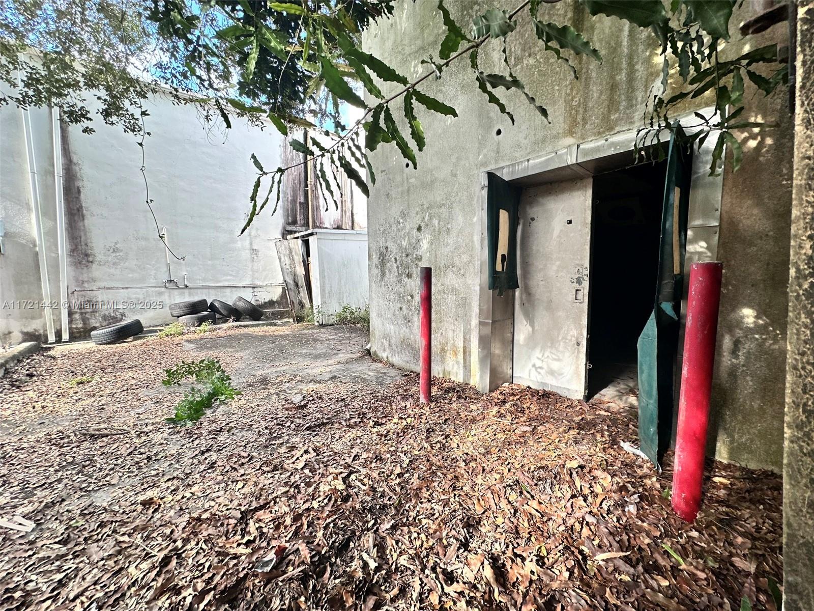 BELLEVUE BISCAYNE - Commercial Sale