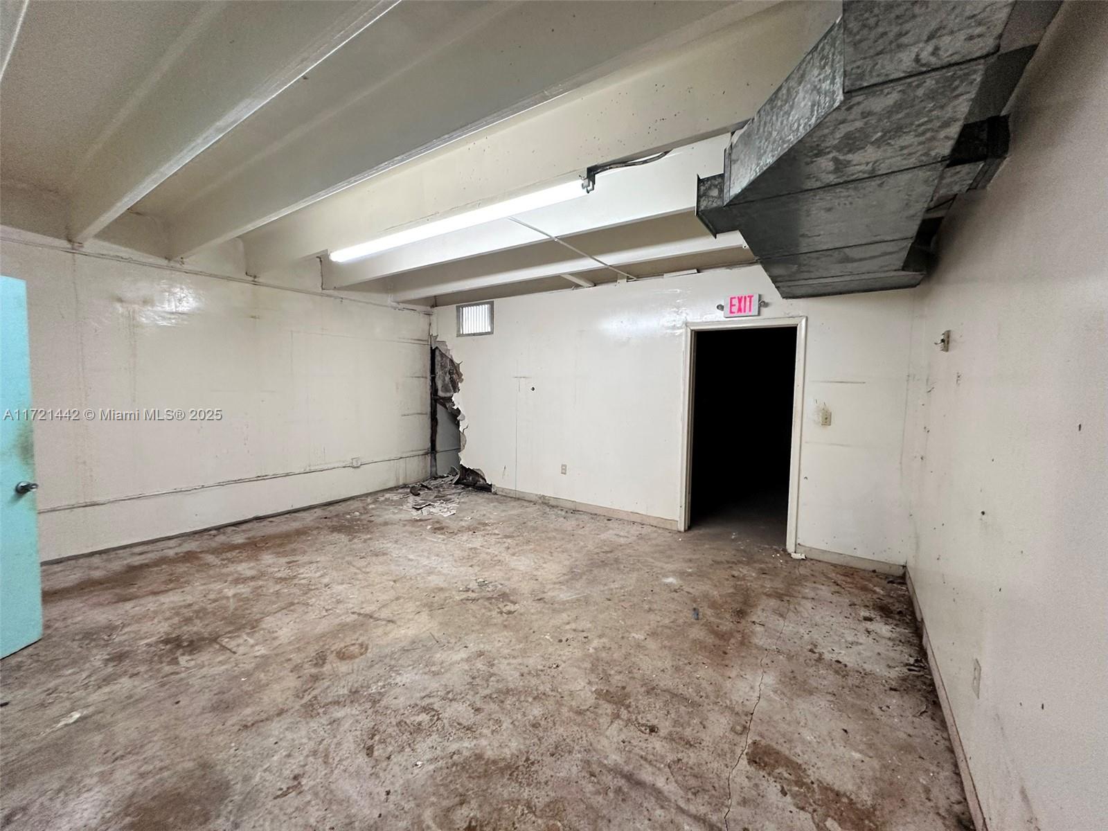 BELLEVUE BISCAYNE - Commercial Sale