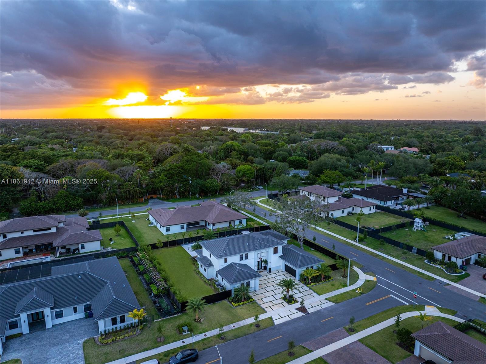 BROWN ESTATES - Residential