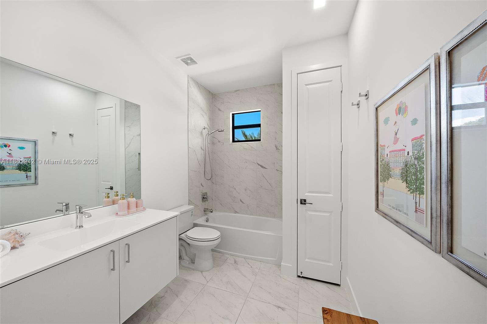 BROWN ESTATES - Residential