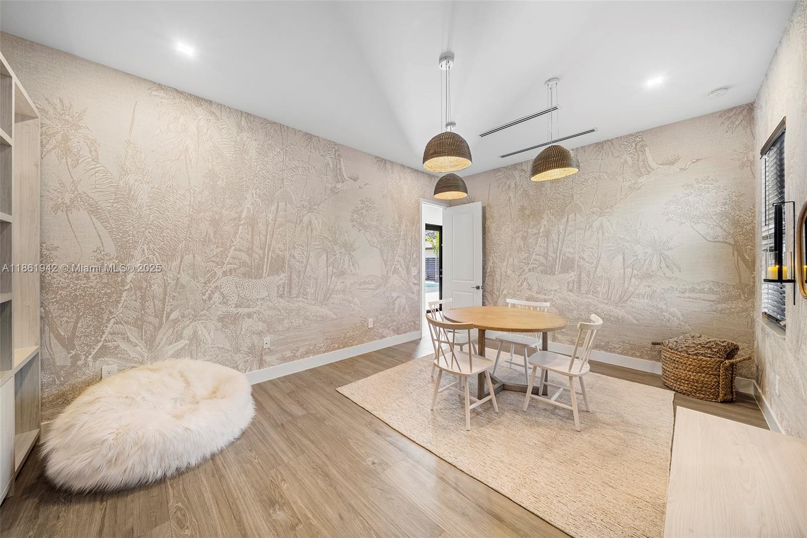 BROWN ESTATES - Residential