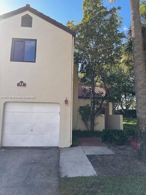 SOUTH LAKE CONDO - Residential