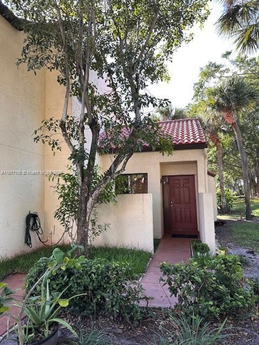 Seller Motivated! Corner Unit, first floor, garage, brand new washer and dryer. Luxury Vinyl plank flooring, Kitchen with white cabinets and quartz countertops, SS appliances.  Easy to show. Location, location, close to everything, I-95, shops, beaches.