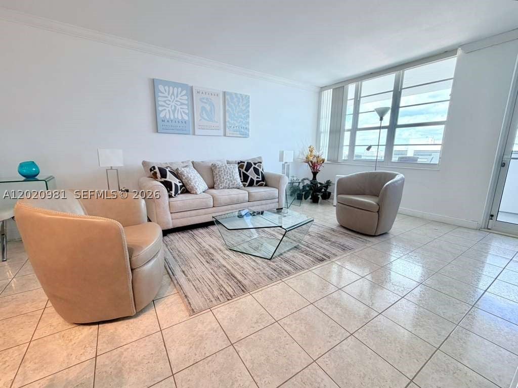 100 Lincoln Rd 1423