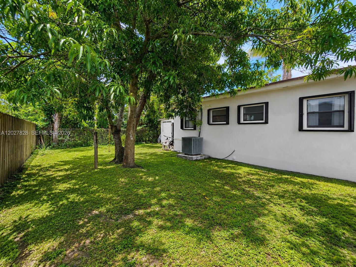 MIAMI GARDENS ESTATES SEC - Residential
