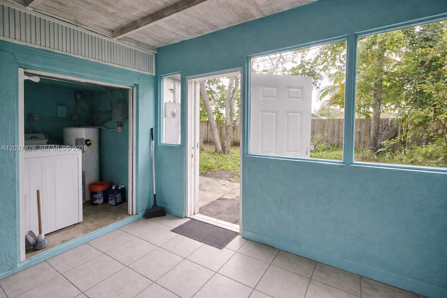 MIAMI GARDENS ESTATES SEC - Residential
