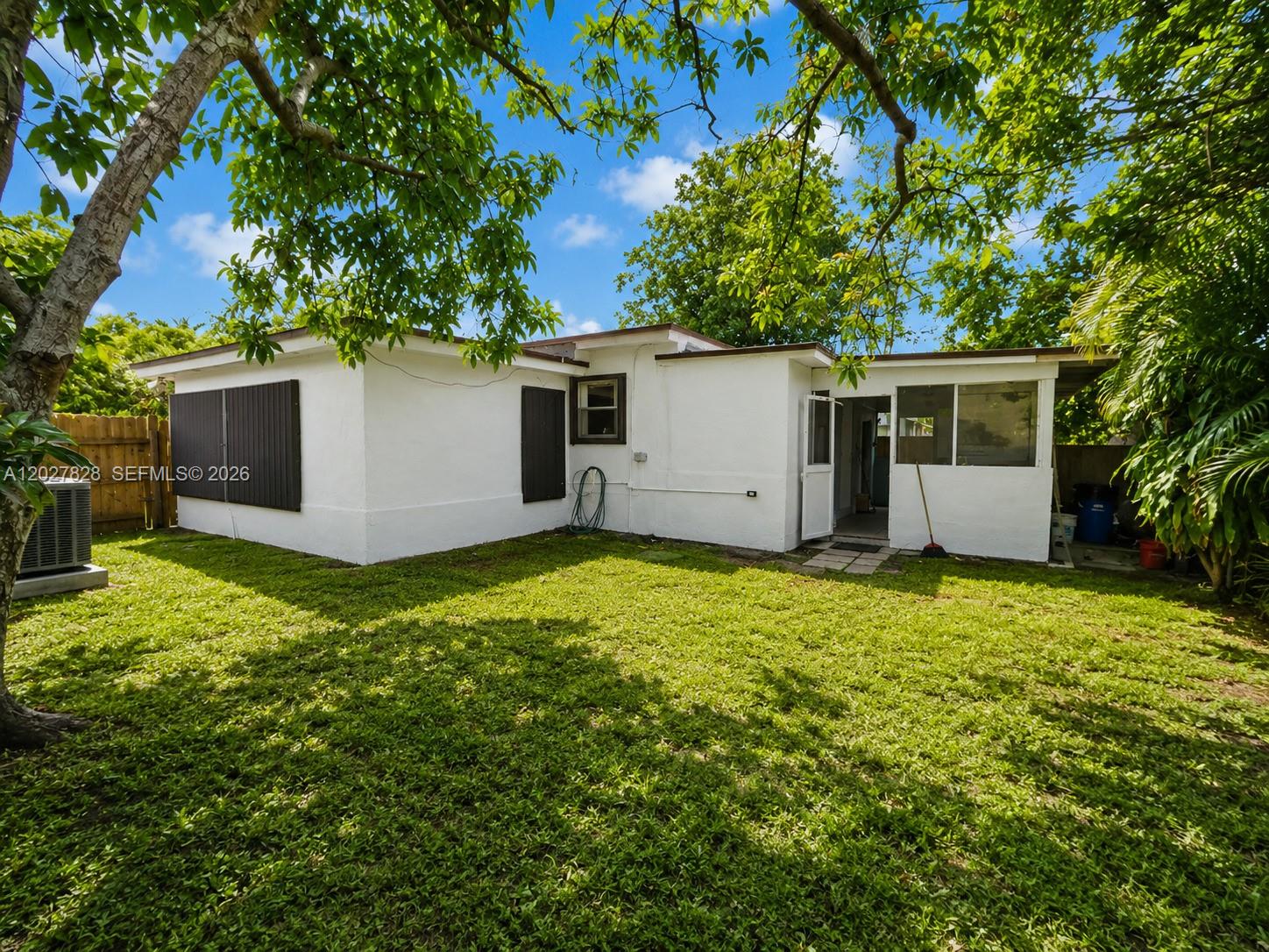 MIAMI GARDENS ESTATES SEC - Residential