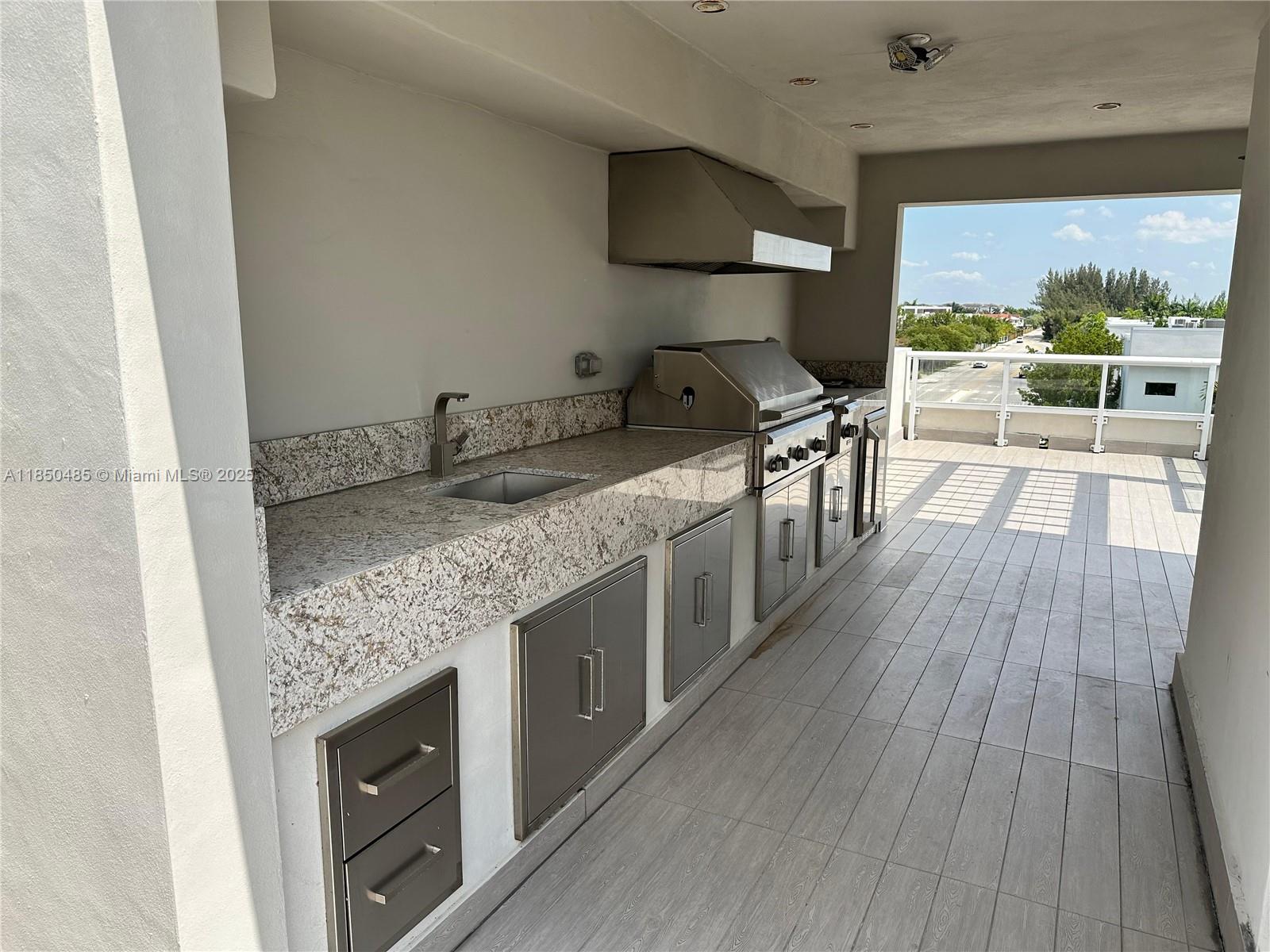 LANDMARK AT DORAL - Residential