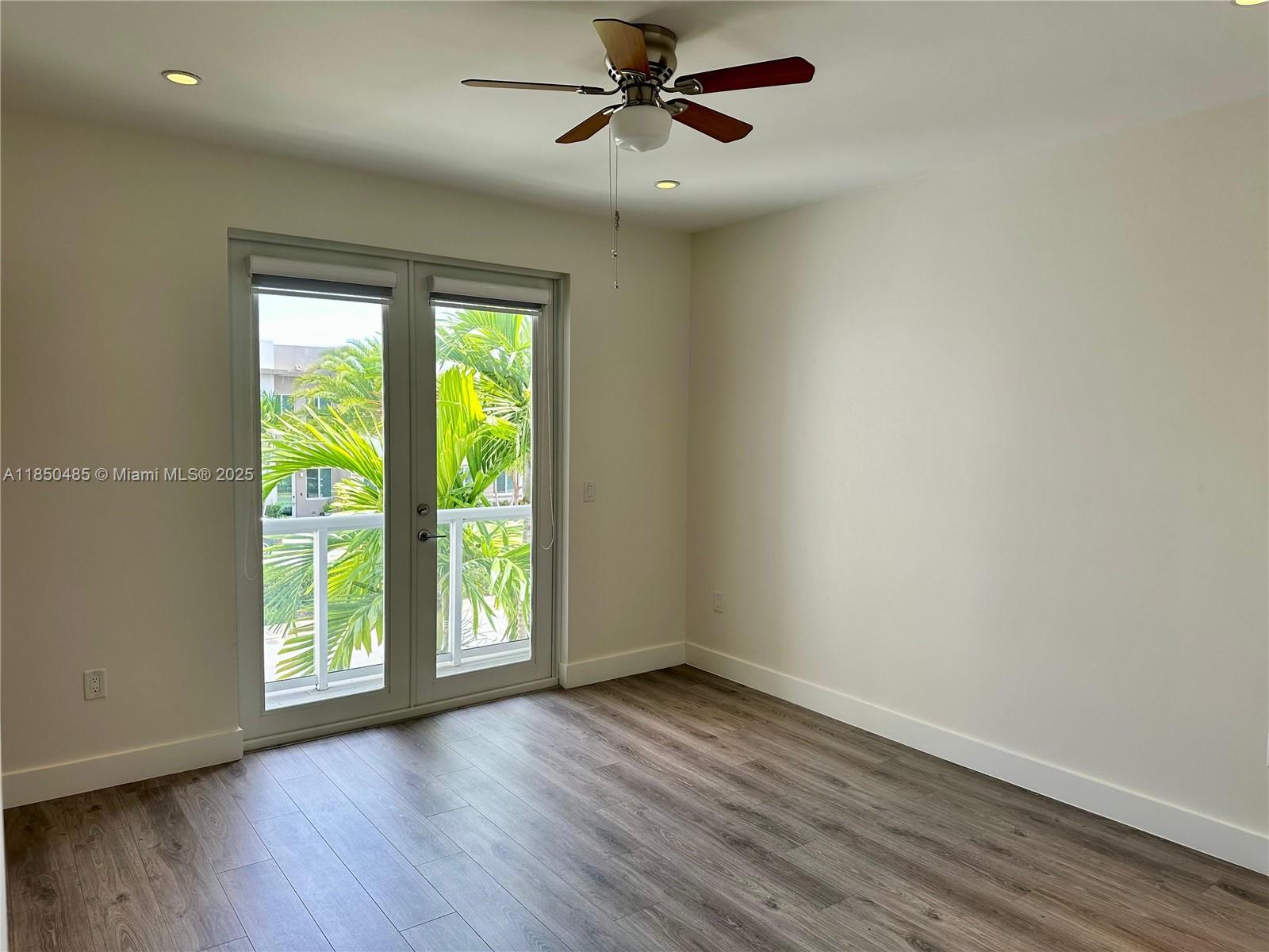 LANDMARK AT DORAL - Residential