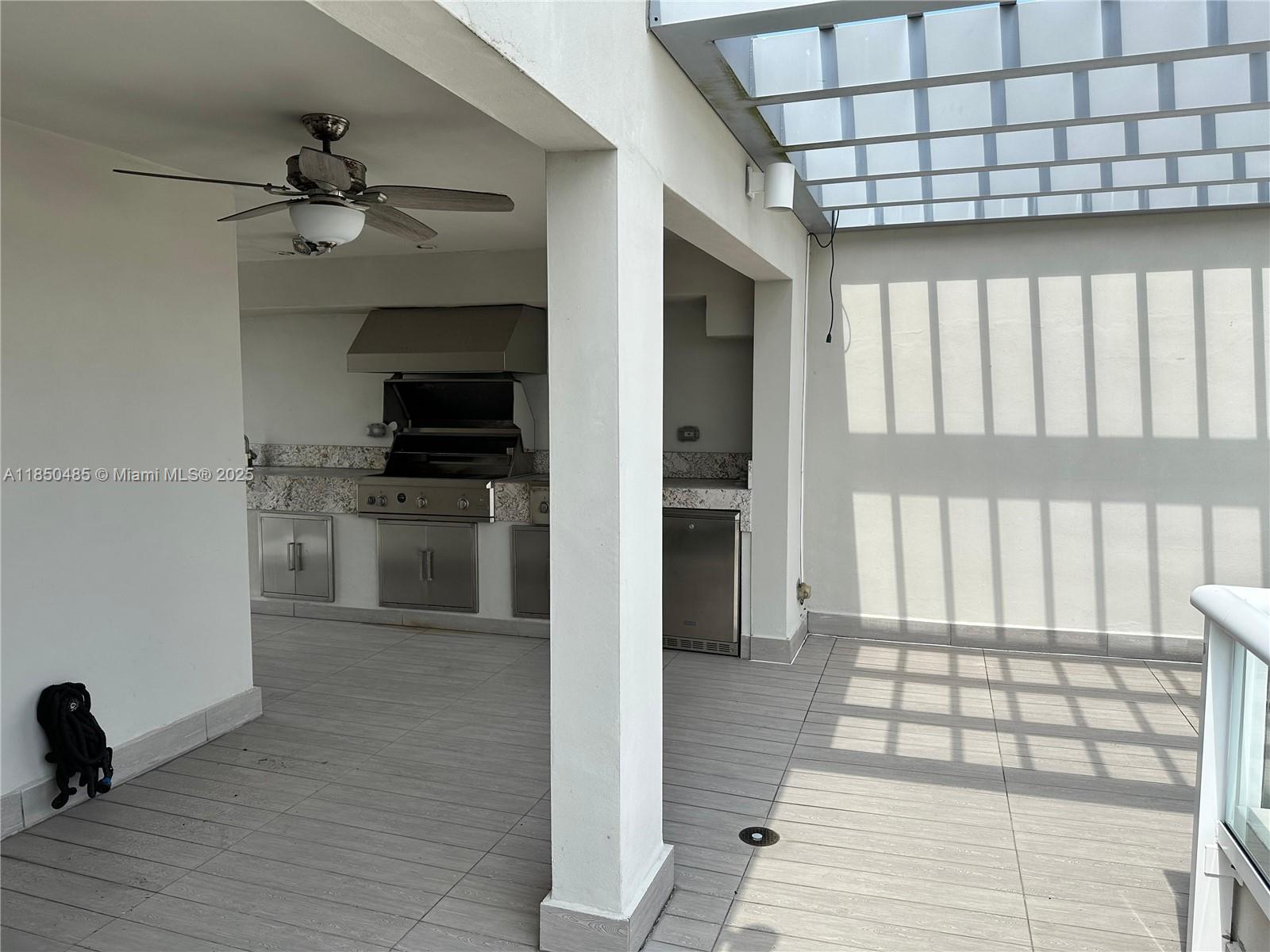 LANDMARK AT DORAL - Residential