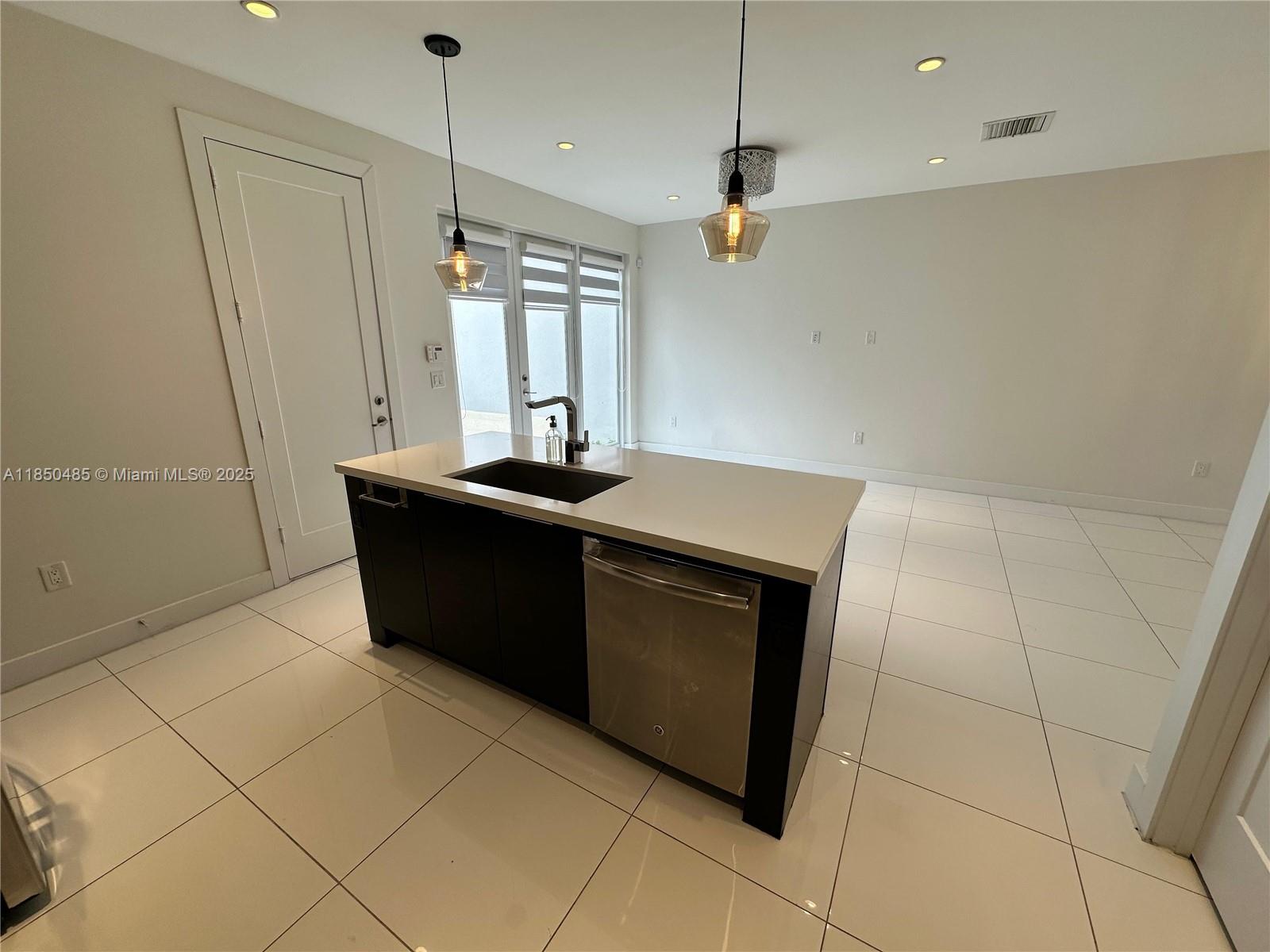 LANDMARK AT DORAL - Residential