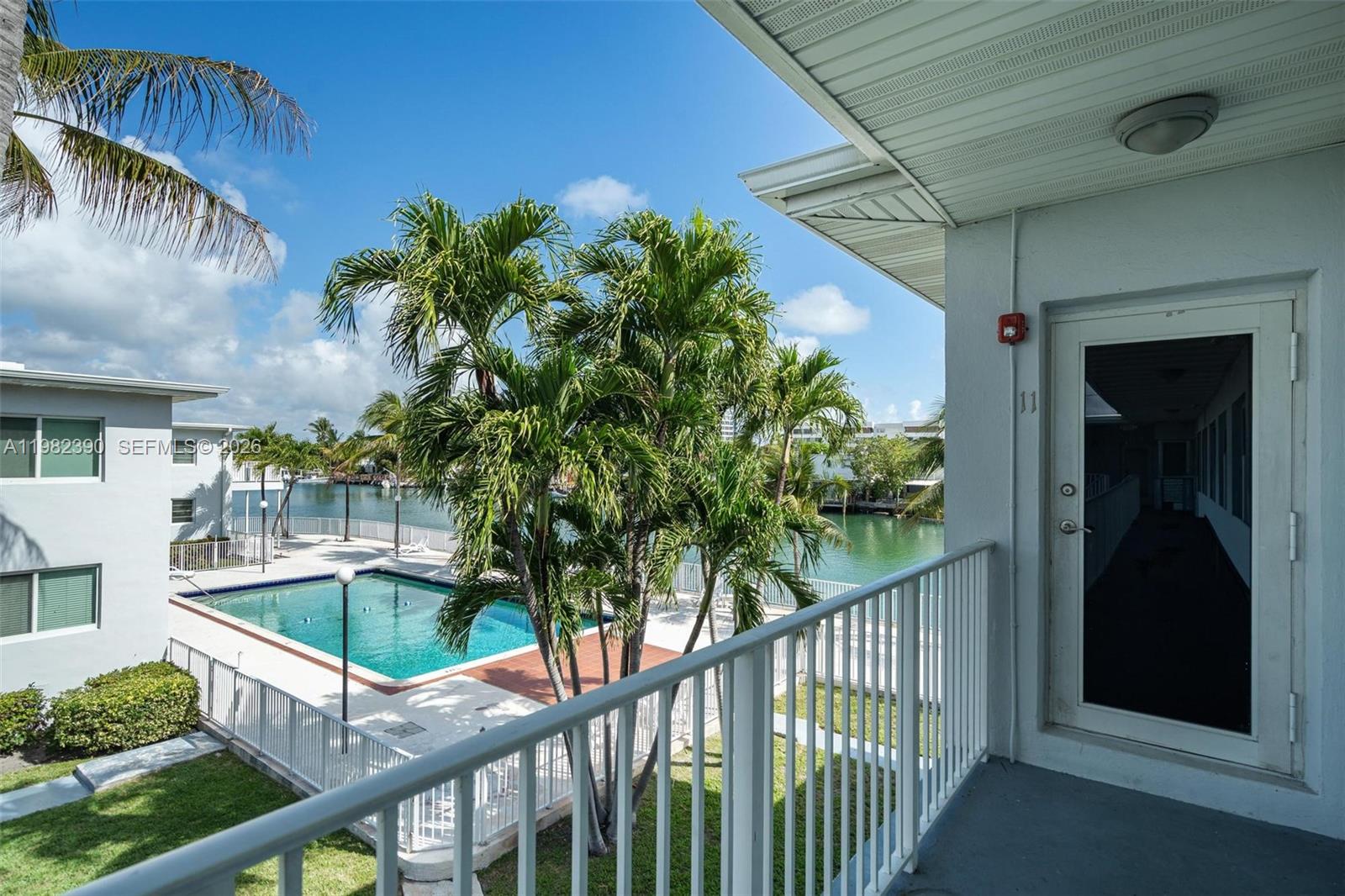 ISLAND POINT SOUTH CONDO - Residential