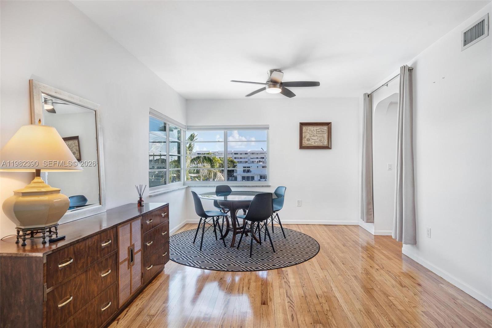 ISLAND POINT SOUTH CONDO - Residential