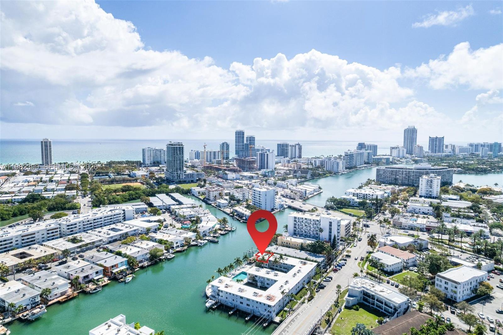 ISLAND POINT SOUTH CONDO - Residential