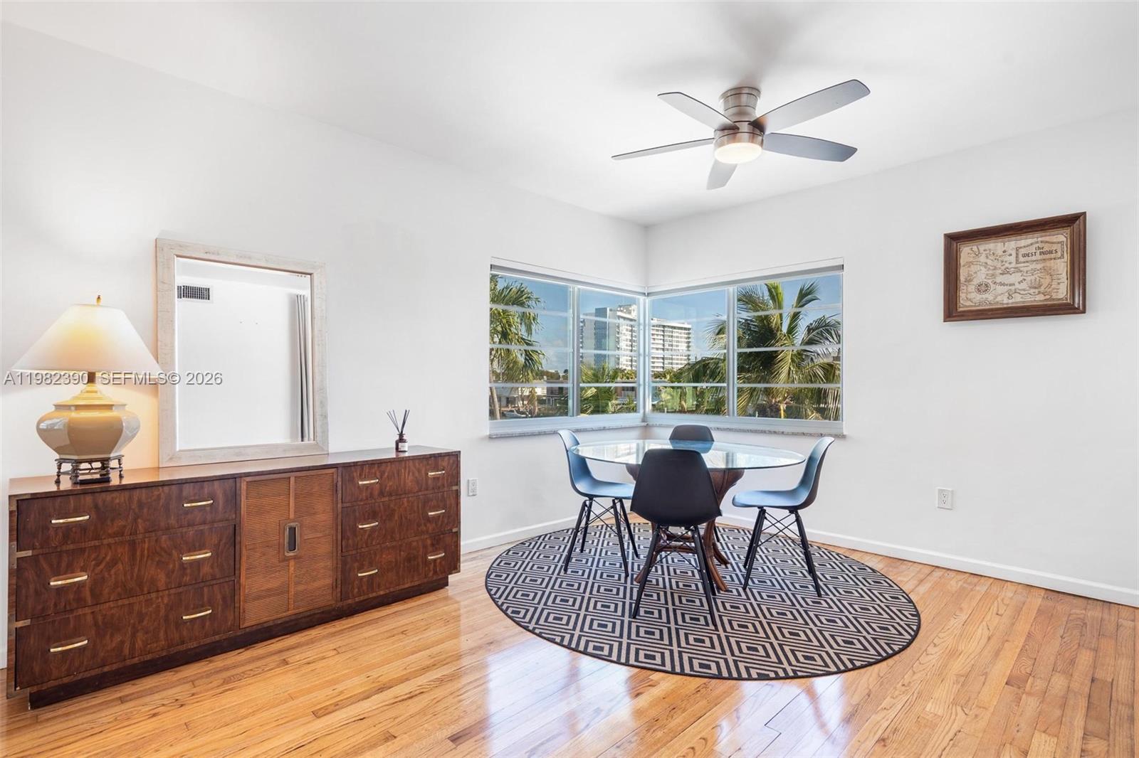 ISLAND POINT SOUTH CONDO - Residential