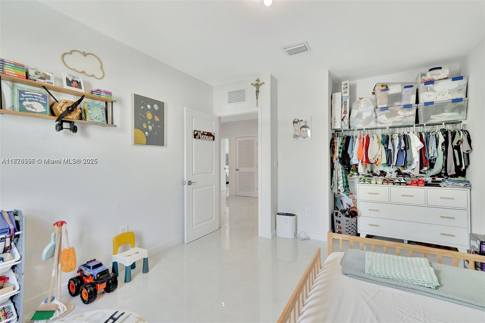 DIXIE HEIGHTS - Residential