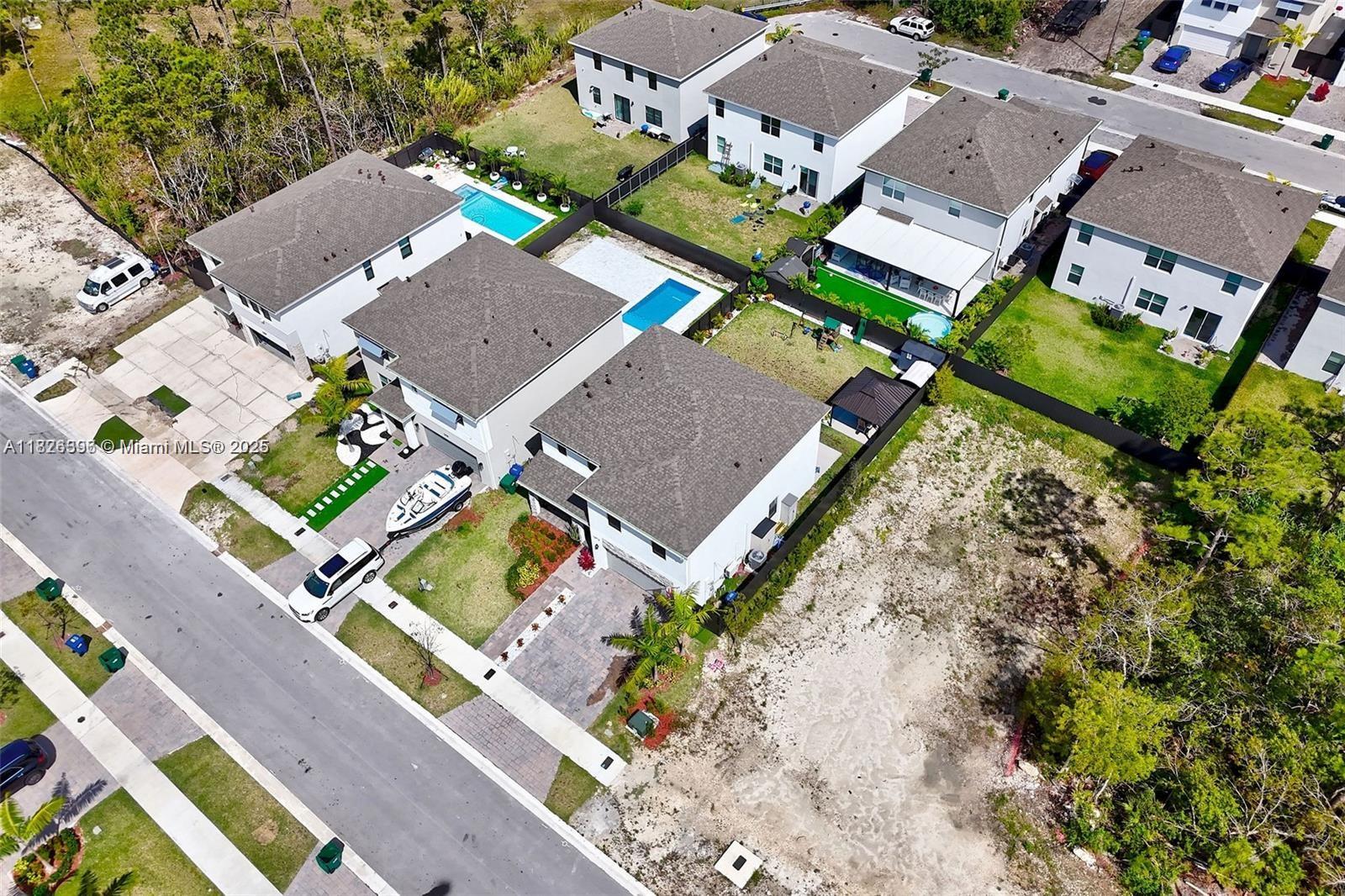 DIXIE HEIGHTS - Residential