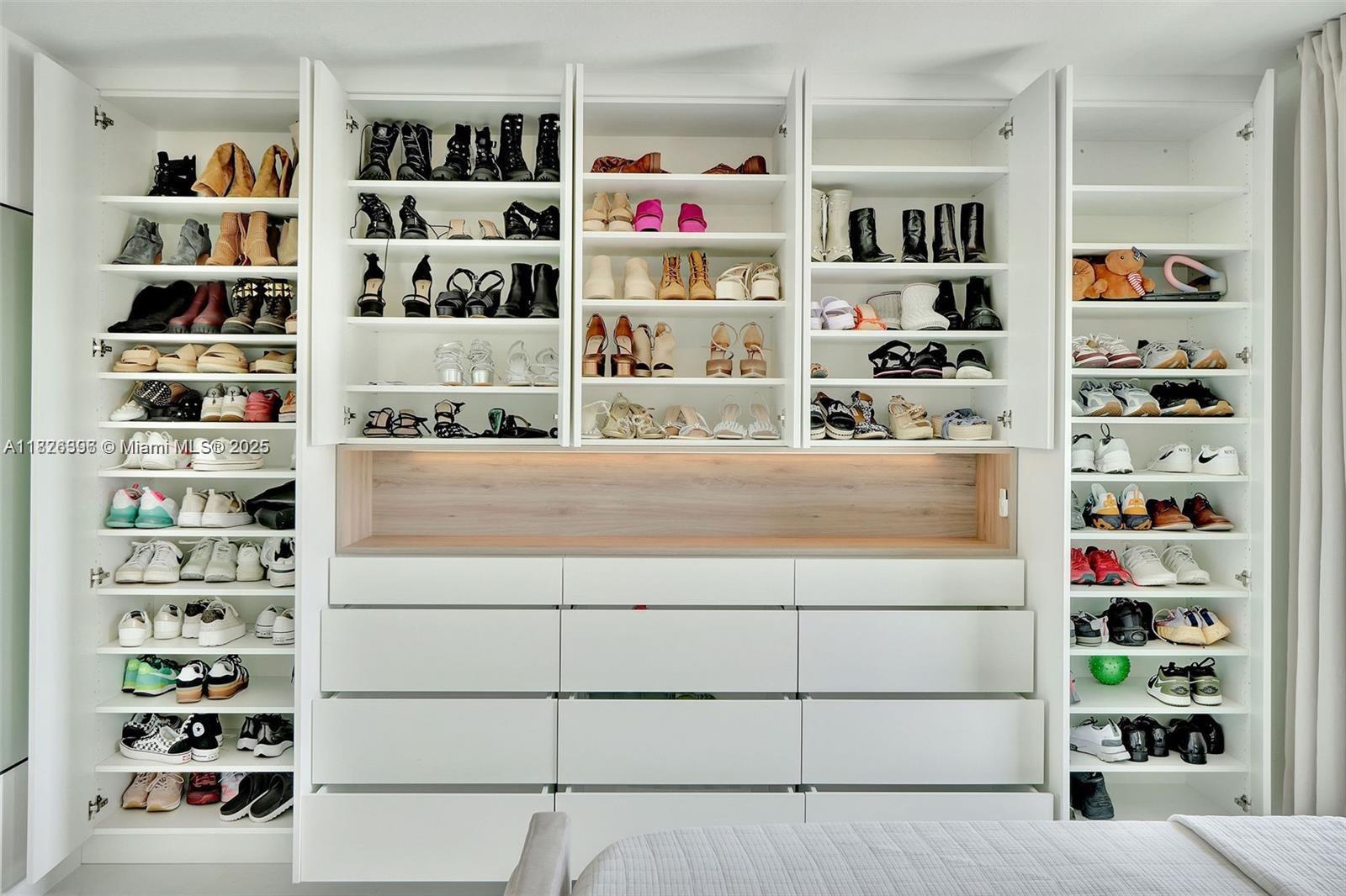 DIXIE HEIGHTS - Residential