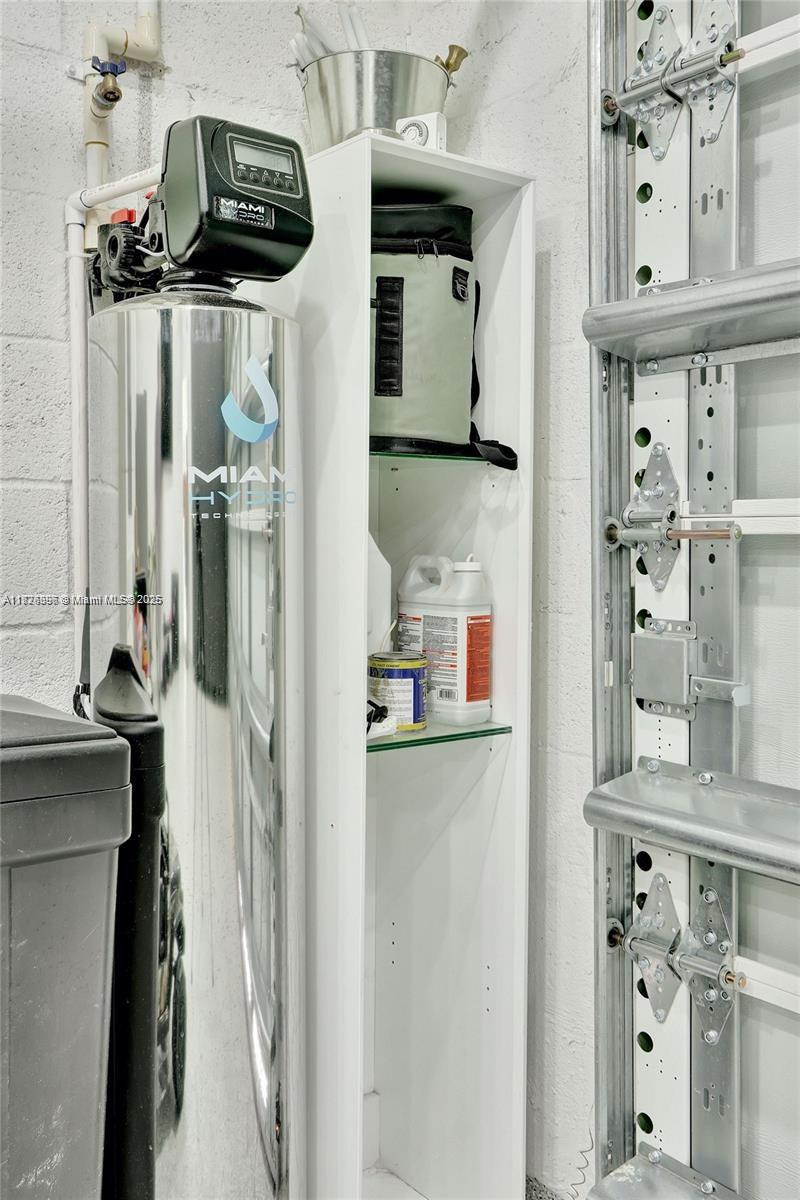 DIXIE HEIGHTS - Residential