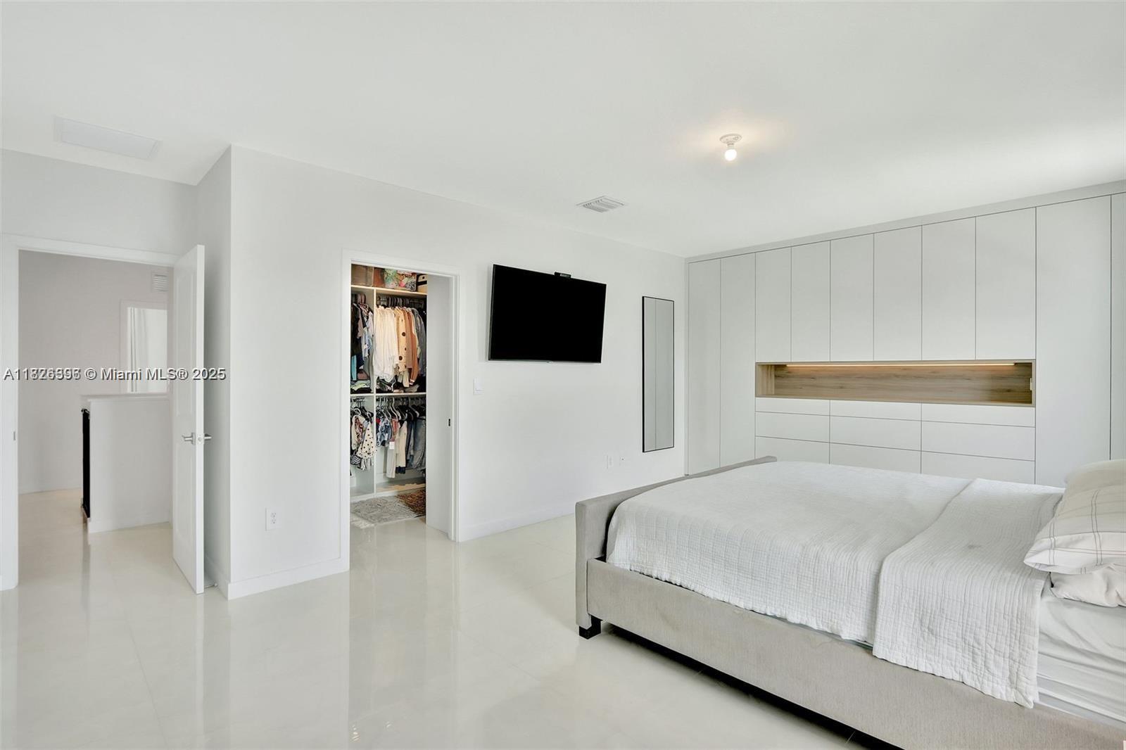 DIXIE HEIGHTS - Residential