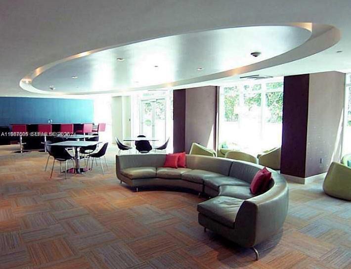 THE PLAZA 851 BRICKELL CO - Residential Lease