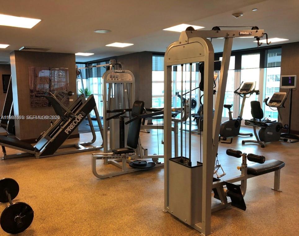 THE PLAZA 851 BRICKELL CO - Residential Lease