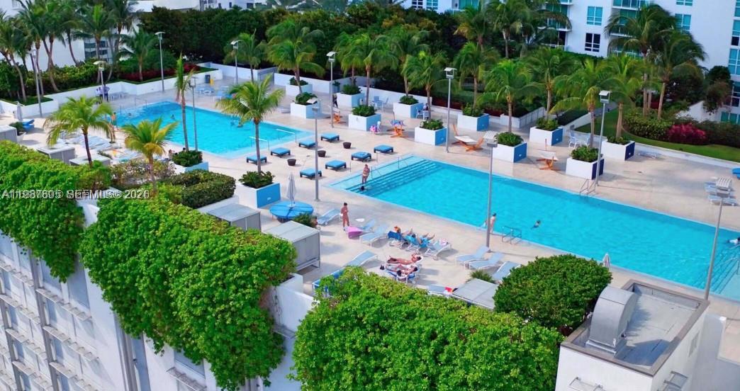 THE PLAZA 851 BRICKELL CO - Residential Lease