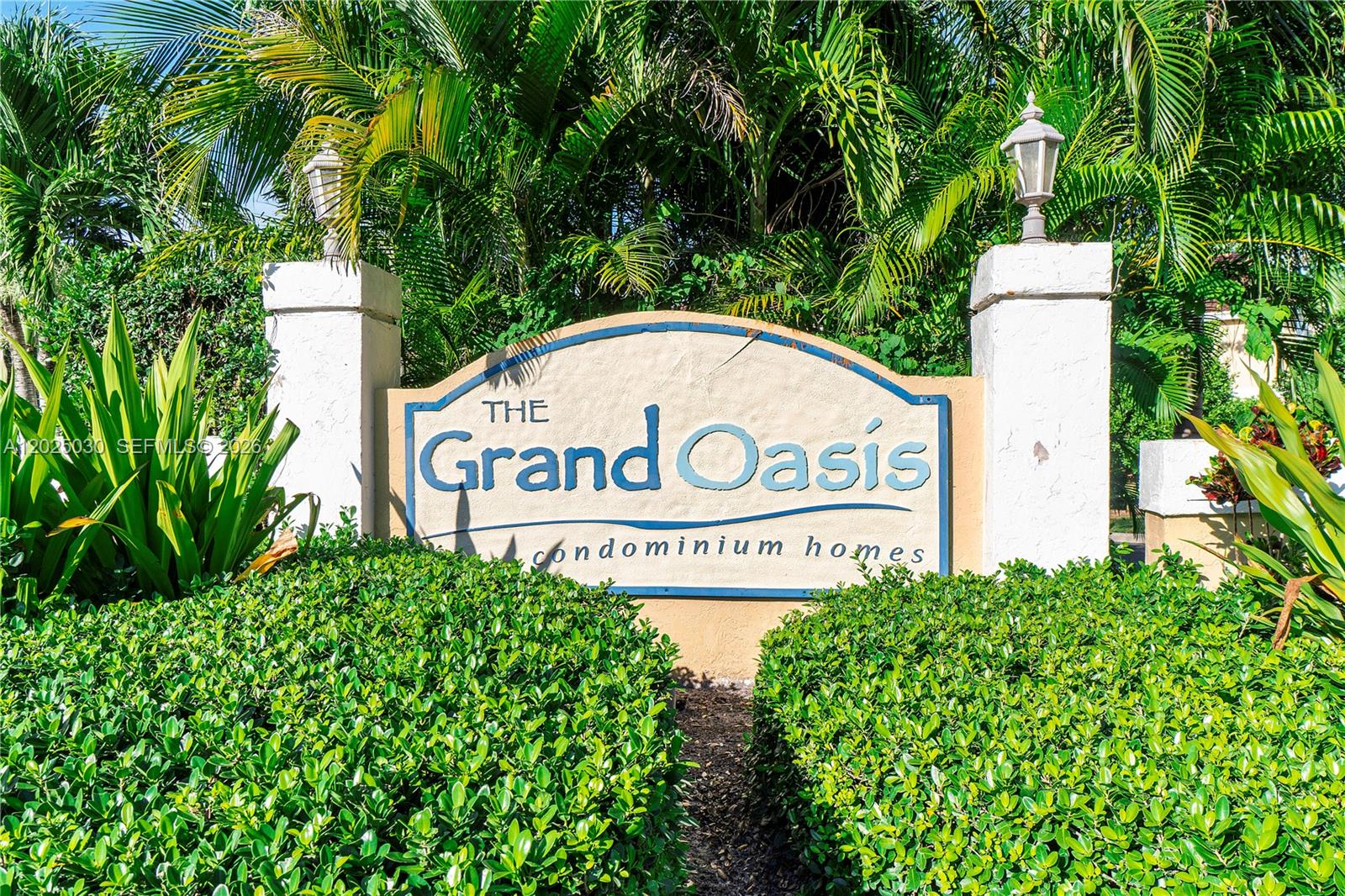 GRAND OASIS CONDO - Residential