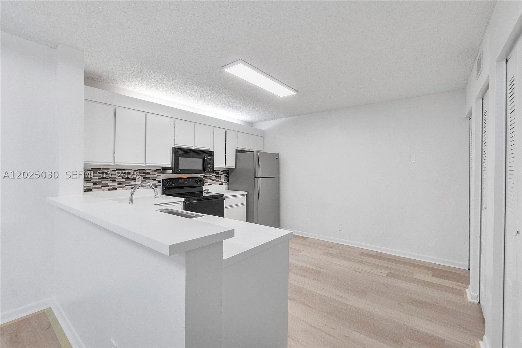 5661 Riverside Dr 103B7, Coral Springs FL 33067