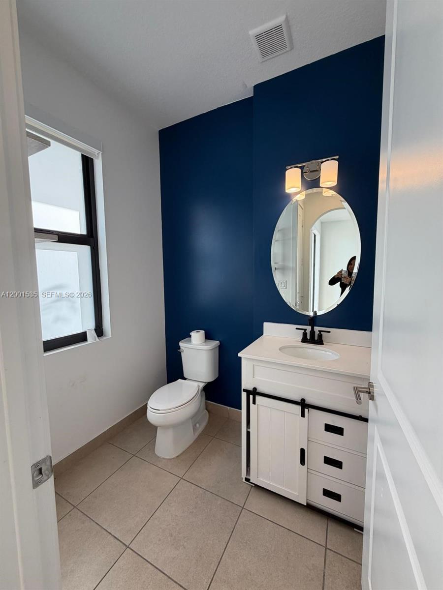 MC RESIDENTIAL - Residential Lease