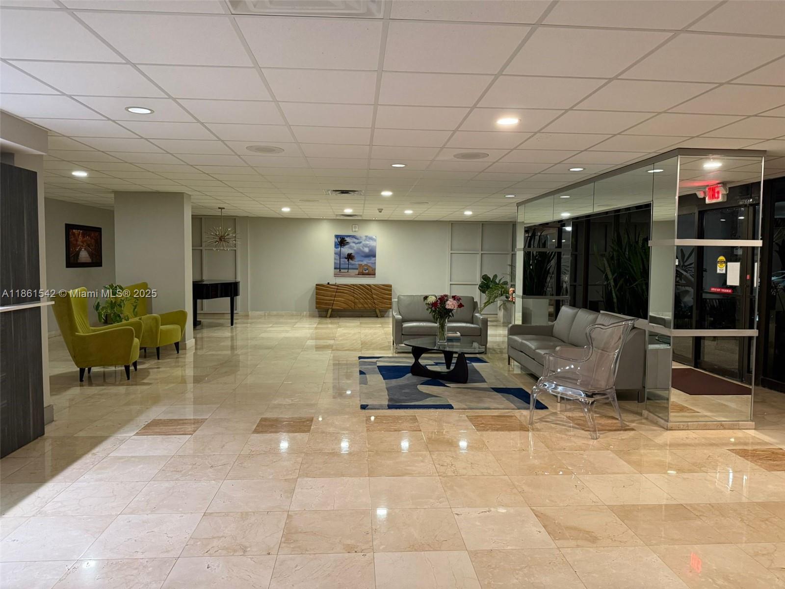 HILLCREST EAST NO 22 COND - Residential