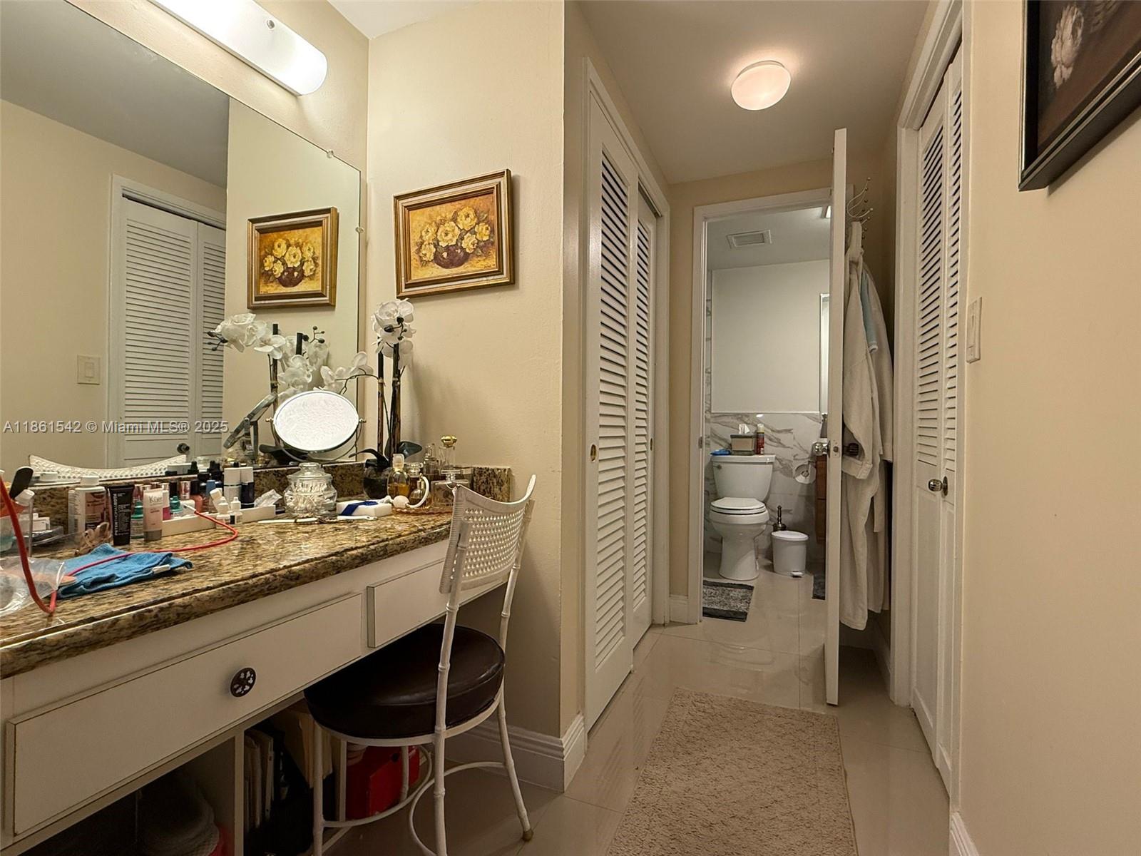 HILLCREST EAST NO 22 COND - Residential