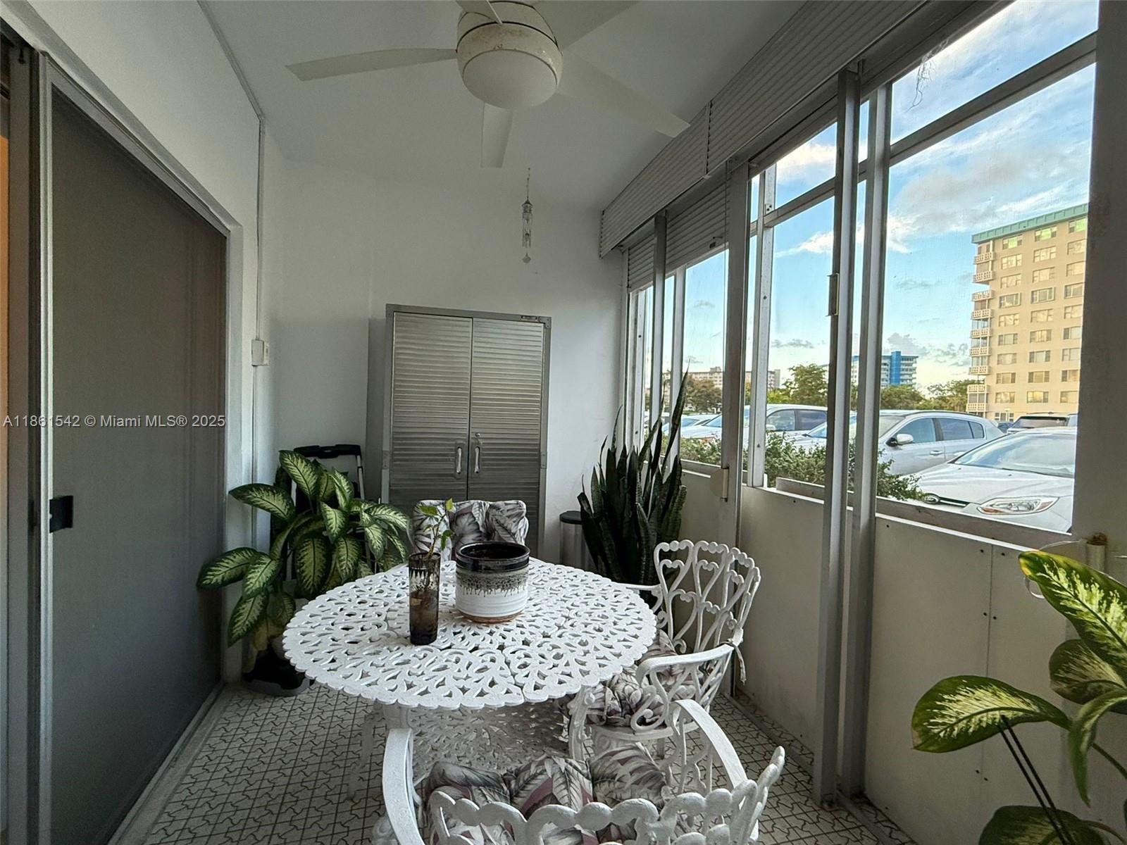 HILLCREST EAST NO 22 COND - Residential