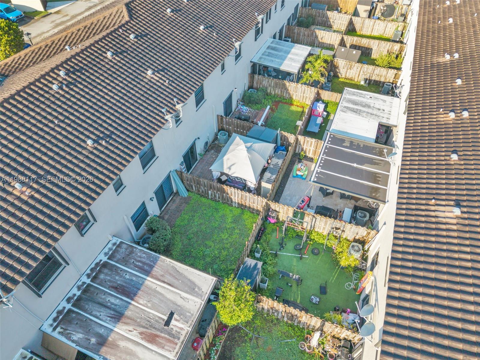 COCO PALM ESTATES - Residential