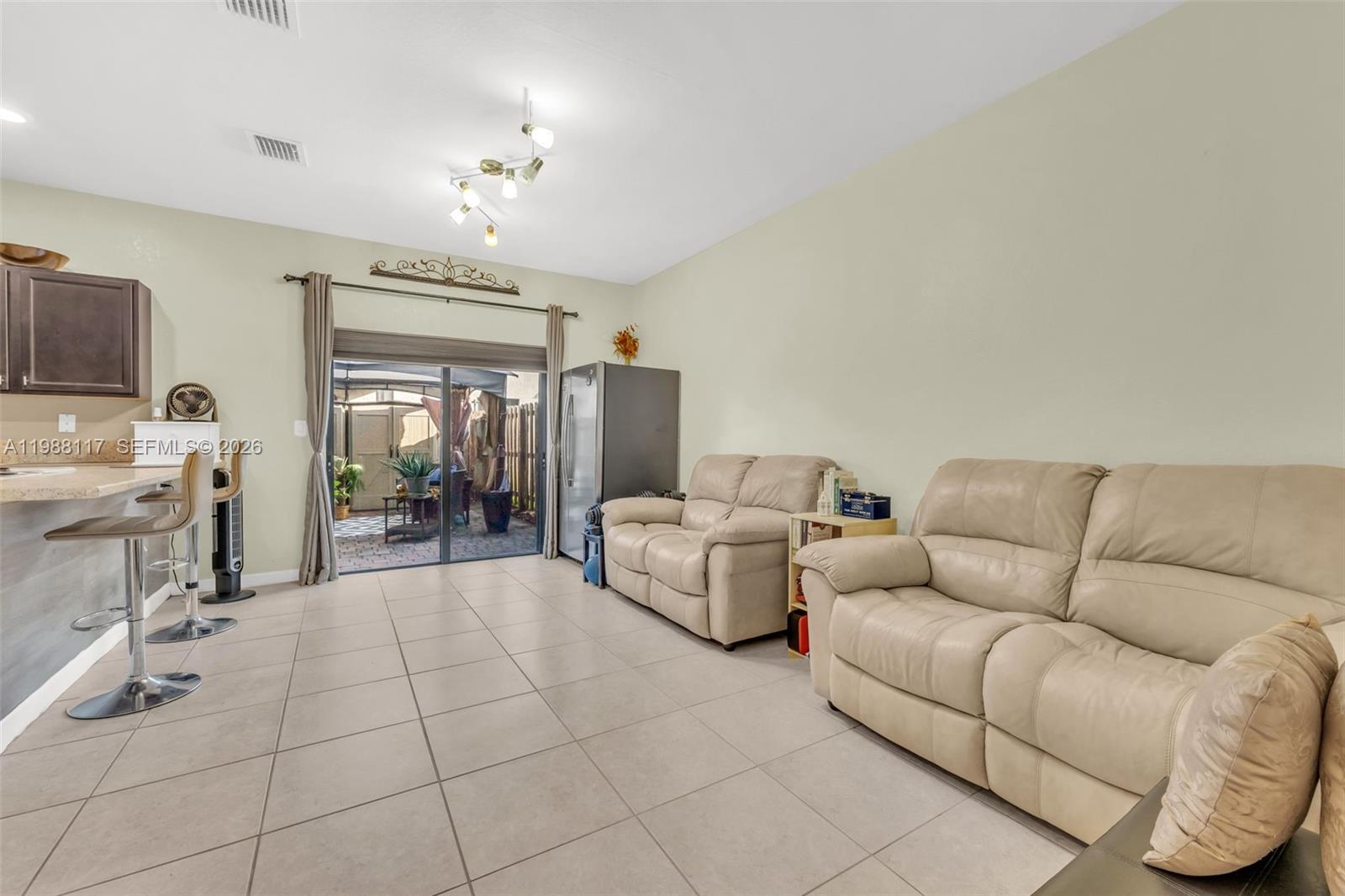 COCO PALM ESTATES - Residential